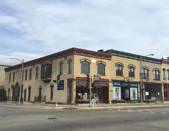 234 S Main St, Fort Atkinson, WI 53538